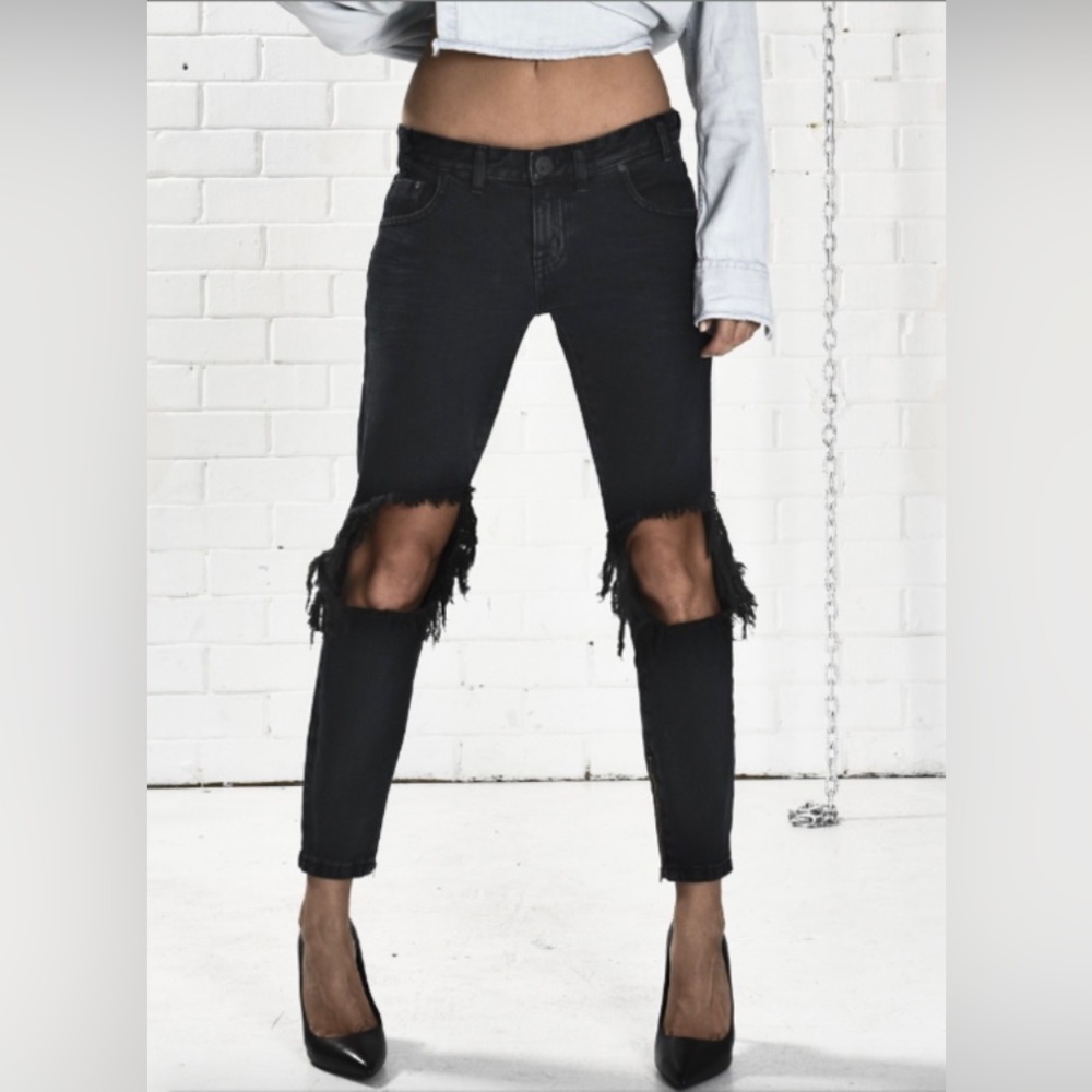 ✨Host Pick✨ One Teaspoon Freebirds Distressed Jeans in Fox Black